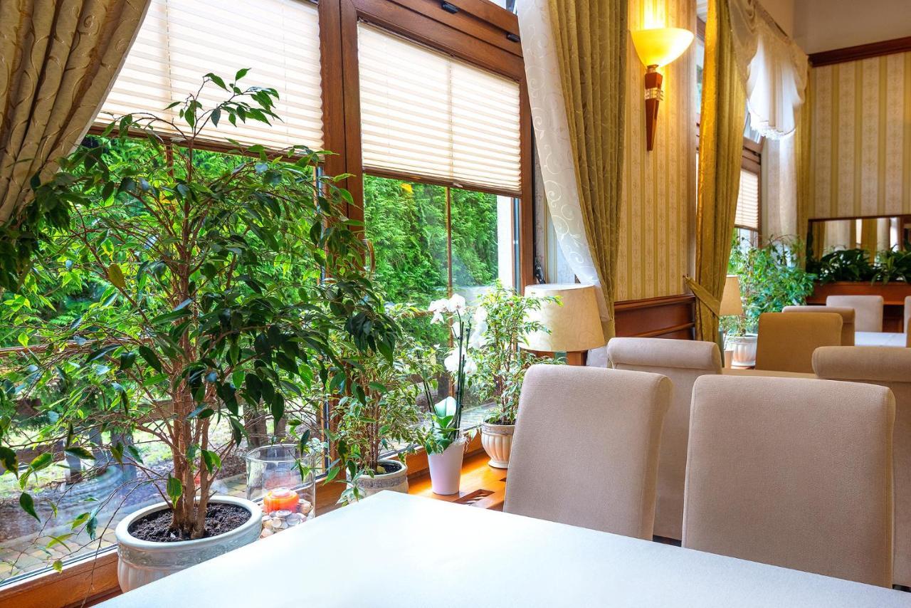 Dworek Morski Spa & Wellness Мельно Экстерьер фото